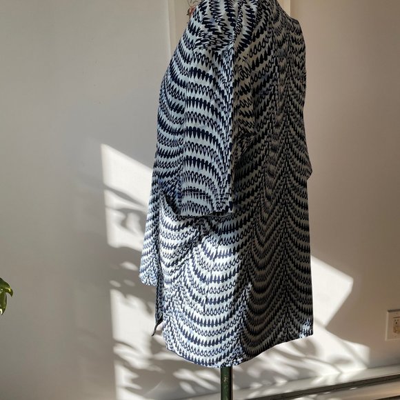 Authentic Block Wax Print Dashiki - Picture 3 of 8